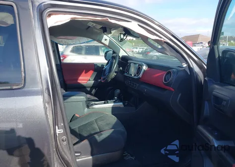 2023 Toyota Tacoma Sr5 V6 z USA, uszkodzony, nr VIN 3TMCZ5AN4PM590866